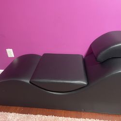 Yoga Sofa