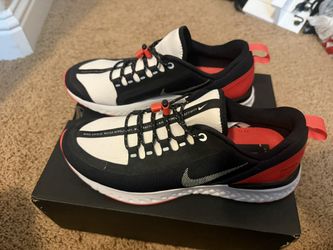 Nikes 9.5