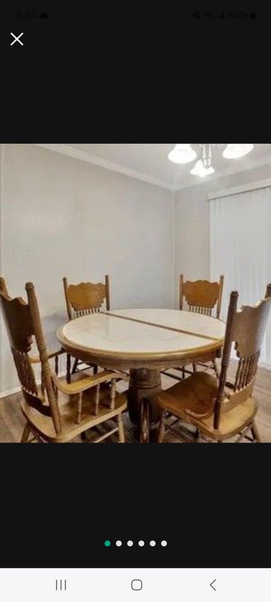 Dining table 6 Chairs