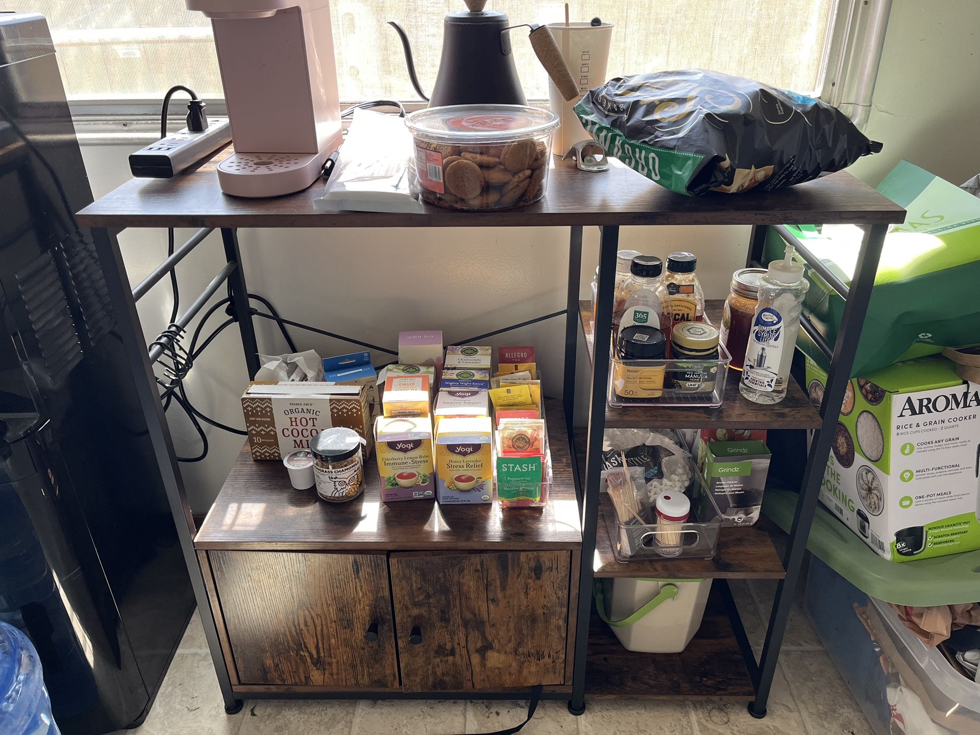 Kitchen / Baker’s Rack