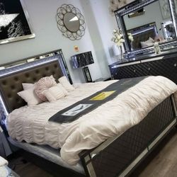 4PC LED Bedroom set Glam