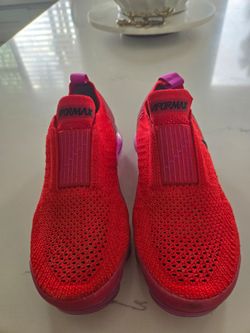 Nike  size  6 women  ❤️ 💜