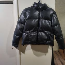 The Drop Women's Priscilla Medium Fiery Black Vegan Leather Puffer