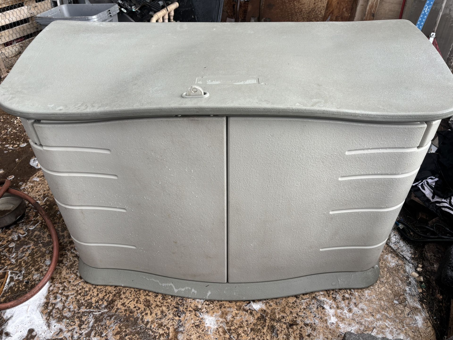 Rubbermaid Horizontal Storage Shed