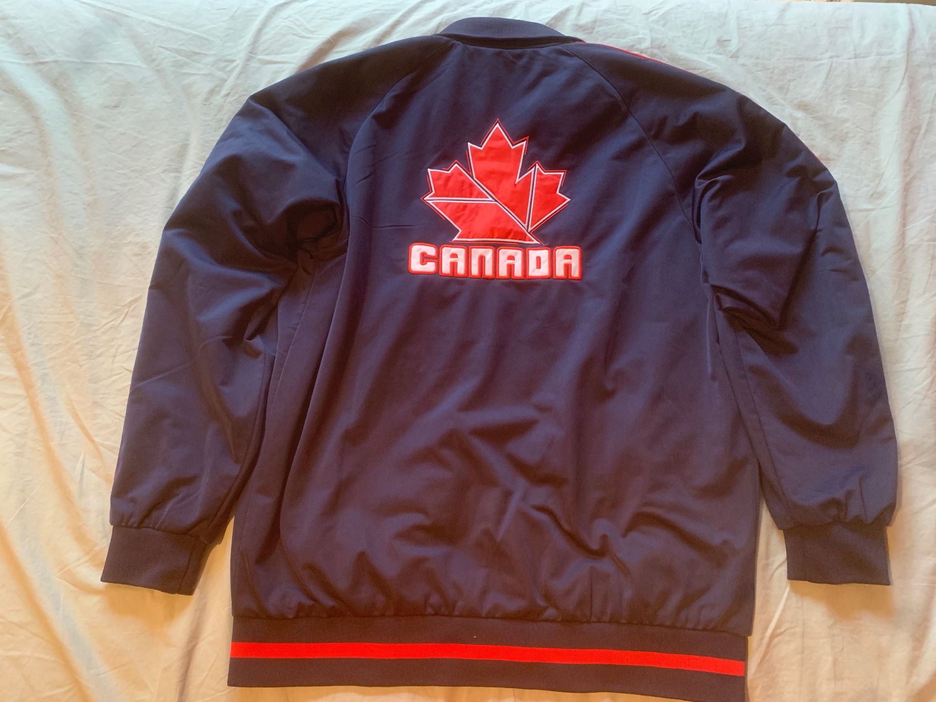 Banff Canada Jacket; Men’s L