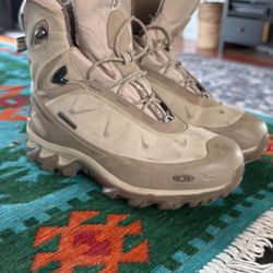 women’s salomon hiking waterproof boots