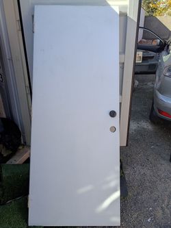 Exterior door 32X80 smooth. Can deliver and install for small fee