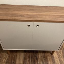 Dresser, IKEA, $10