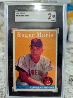 1958 Topps Roger Maris ROOKIE SGC 2