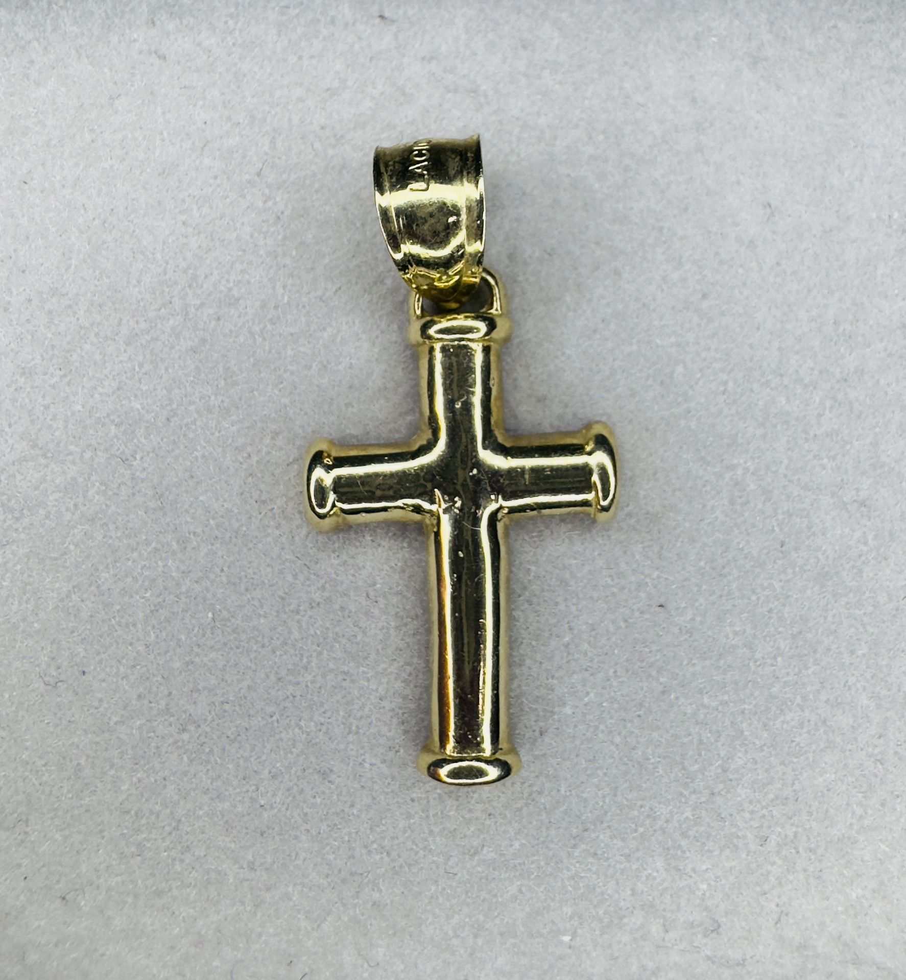 10K Solid Gold Rounded Cross Pendant 1.1” 1.6g