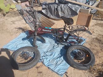 Black and Red Speedrid E-bike