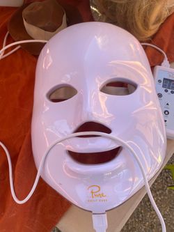 Glokore LED light therapy MASK