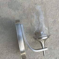 3 Outdoor Light Fixtures 