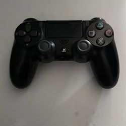 PS4 Controller 