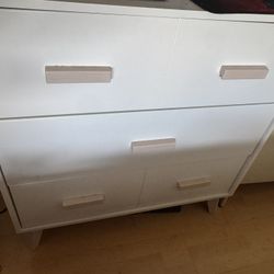 3 Drawer Dresser 