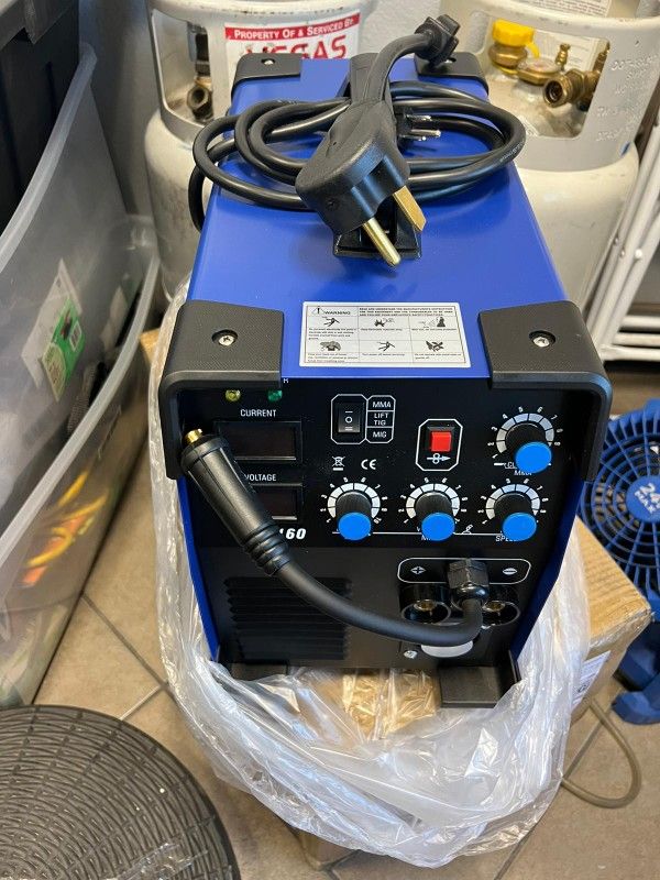 Mig Whelder Mig 160 Welder Machine 110v/220v ( All Accessories Included)