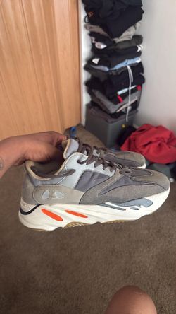 Yeezys 700