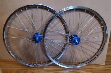 Bmx 24" Araya Secial Edition Wheel Set. Vintage TNT Hubs