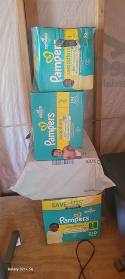 Diapers pampers lot