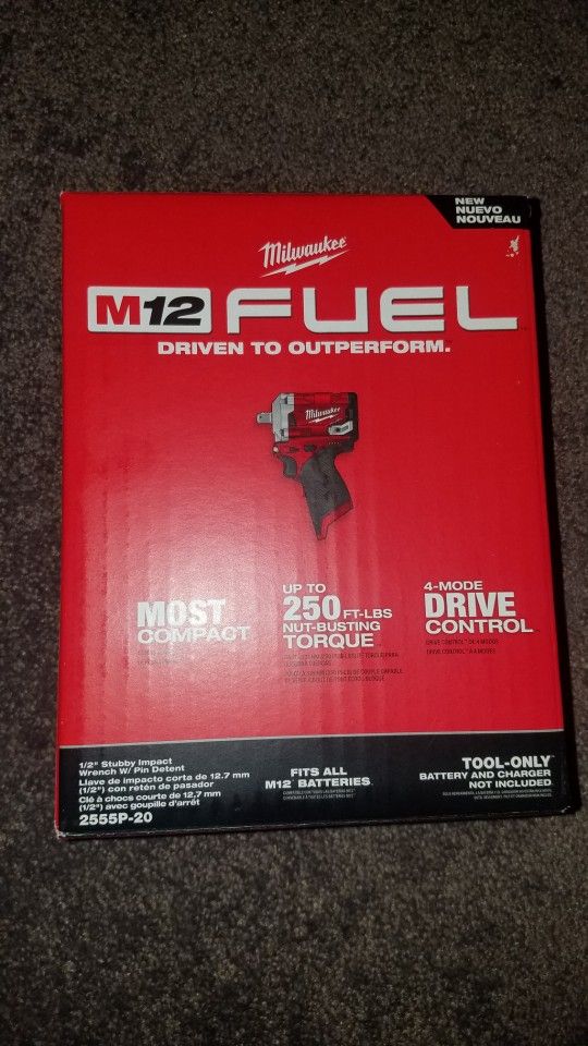 M12 Stubby Impact Wrench
