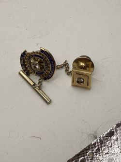 14kt Gold And 10 Kt Gold Rotary Club Pin And Square Tie Tac