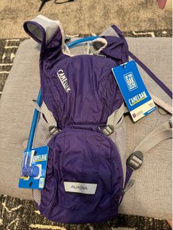 Band new Camelbak aurora r