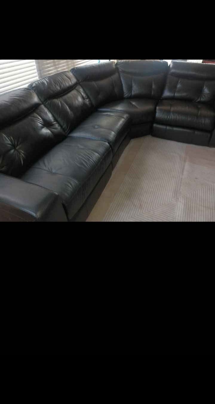 SECTIONAL GENUINE LEATHER RECLINER ELECTRIC β‘ BLACK COLOR.. DELIVERY SERVICE AVAILABLE ππ₯πβ