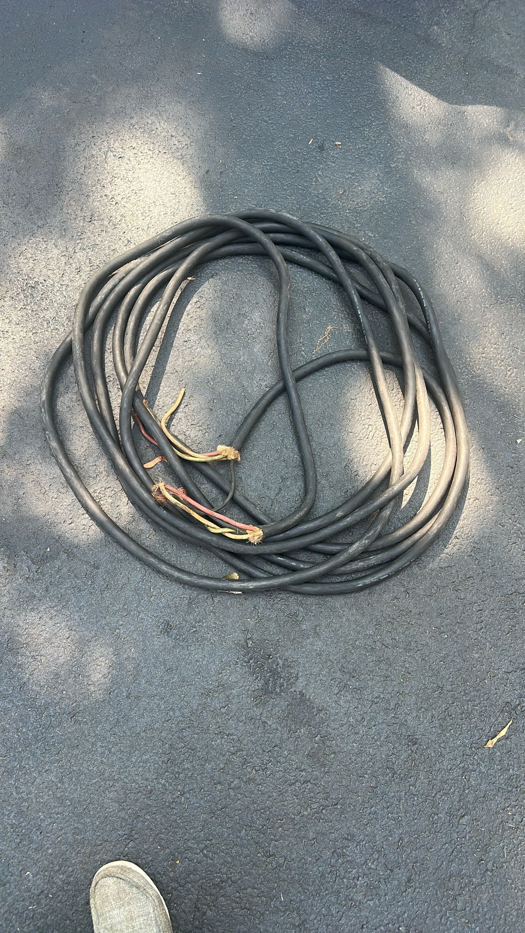 47’ Carol 6/4 600volt Cable