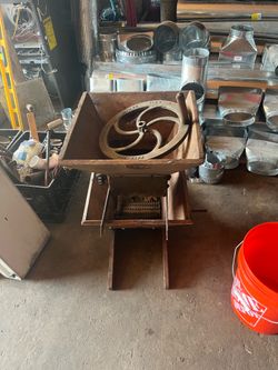 Cornhusker/fruit crusher