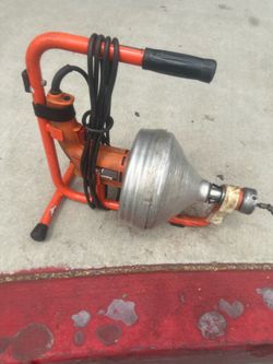 Super Vee drain cleaning tool