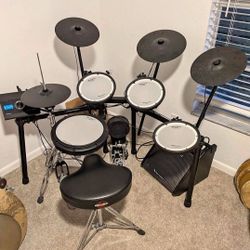 Roland-TD-17 Drum-Kit