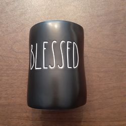Rae Dunn Candle