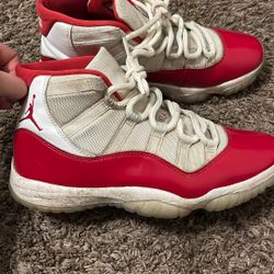 Jordan 11 Cherry