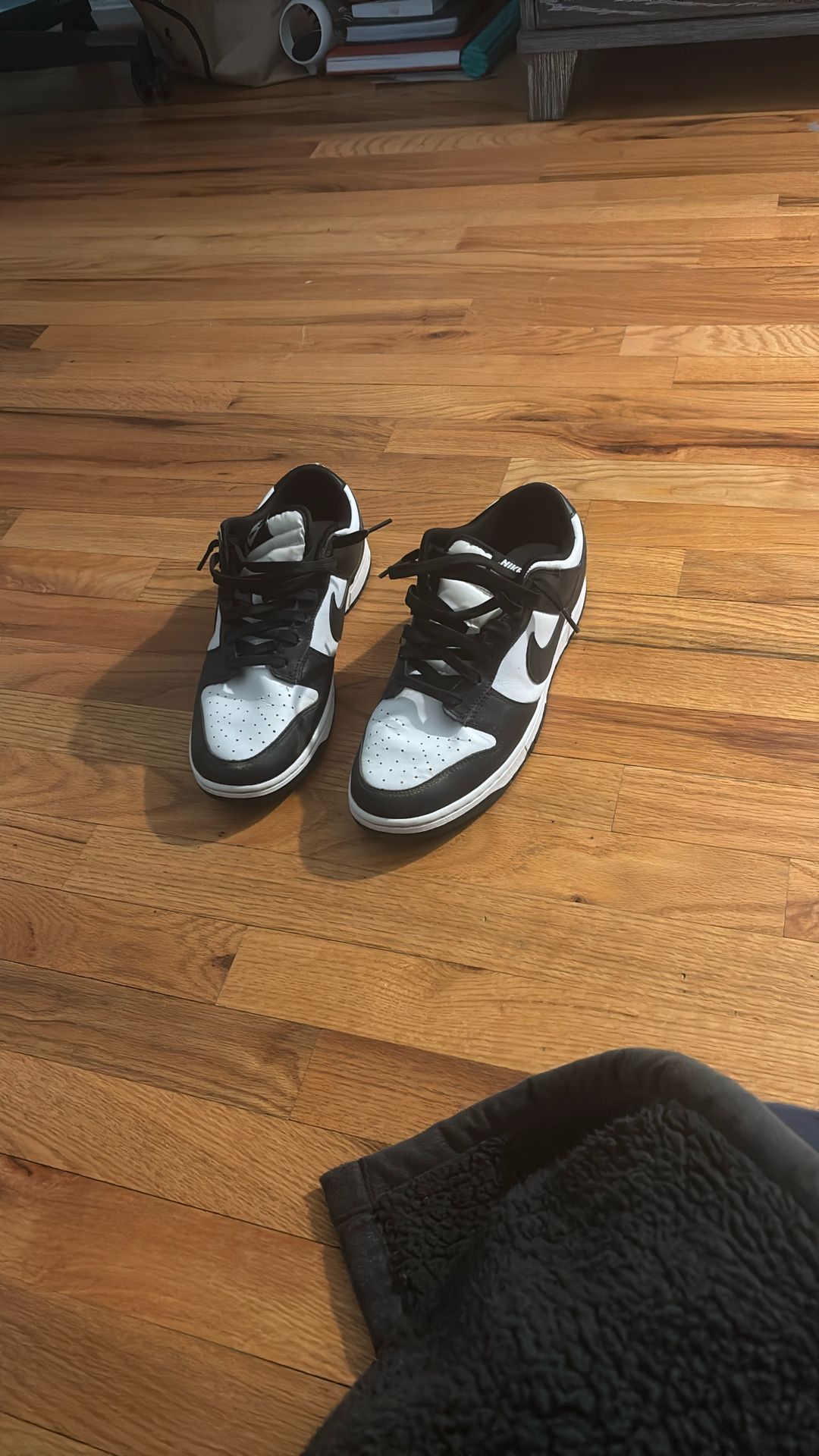Nike Dunk Low Panda Size 11 – $55 – Pickup Today display picture 2