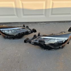 Toyota Corolla Headlight with LED 2017-2019, OEM ORIGINAL Toyota Corolla Headlamp, PASSENGER SIDE ONLY 