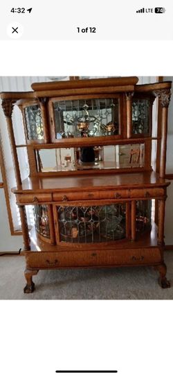 RJ Horner Victorian Hutch