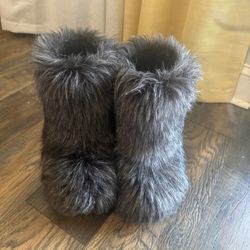 Gray fur boots size 8