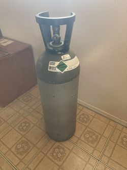 CO2 Tank