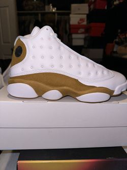 Air Jordan 13 Retro “Wheat” size 9