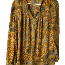 Bohemian Style  Blouse Design By DR 2 Size L Women Paisley Tassels Roll Up Sleev  Comes from a pet and smoke free home.  Measurements are in the pictu