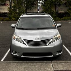 2013 Toyota Sienna