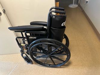 Drive Medical Wheelchair with Full Arms and Swing away Removable Footrest
