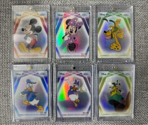 Topps Chrome Disney Mickey Mouse and Friends /199