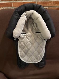 Car seat head support