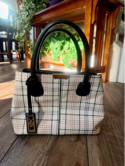 Women’s handbag