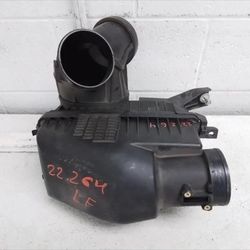 2016-2022 Honda Pilot 3.5L Air Intake Box / Air Cleaner OEM