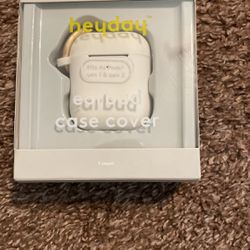 Earbud Case Cover, white