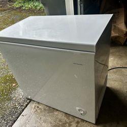 Frigidaire Chest freezer