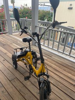 Electric tricycle