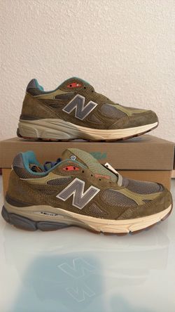 New Balance 990v3 Bodega Sneakers Size 8